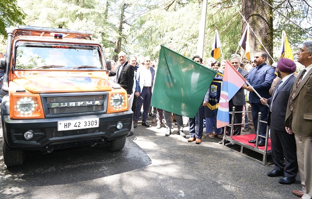 CM Flags Off Four Force Gurkha Vehicles For Lahaul-Spiti