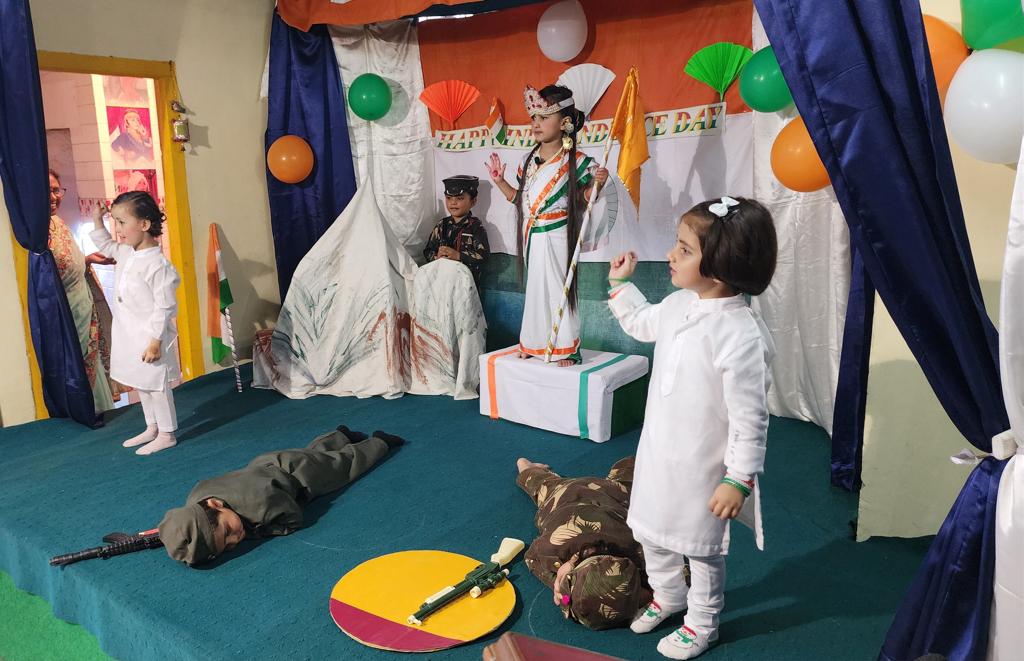 Azadi celebrations At Saplings Play School
