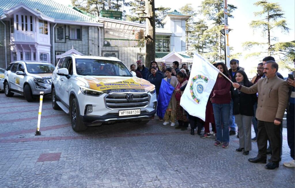 Sukhu Flags Off Inner Wheel Club's Centennial Car Rally From Shimla
