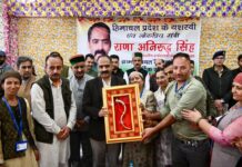 सशक्त पंचायत और आत्मनिर्भर महिलाएं सरकार की प्राथमिकता: अनिरुद्ध सिंह